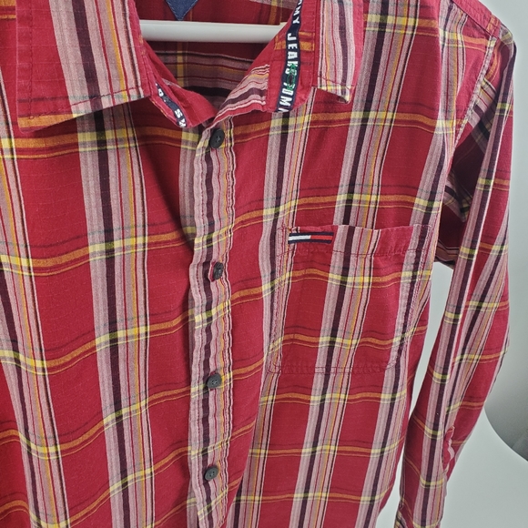 Tommy Hilfiger Jeans Red Plaid Button up Shirt - Picture 2 of 8